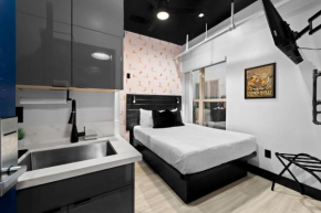 Balboa Park Hotel - Little Italy - SQueen
